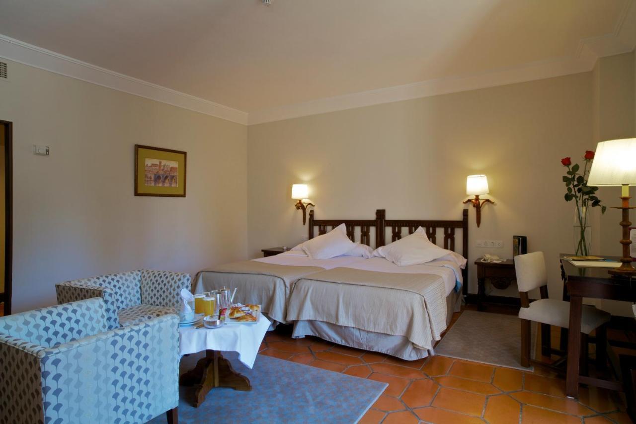 Parador De Ávila Dış mekan fotoğraf