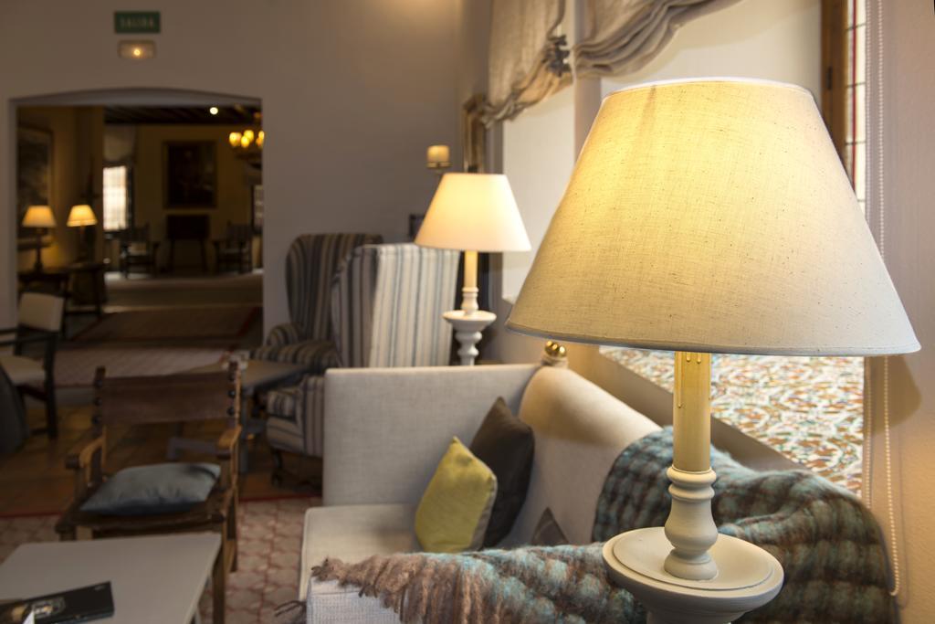 Parador De Ávila Dış mekan fotoğraf