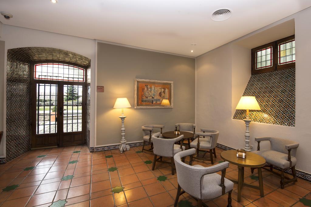 Parador De Ávila Dış mekan fotoğraf